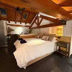 Lo Attic *
