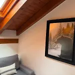 Lo Attic