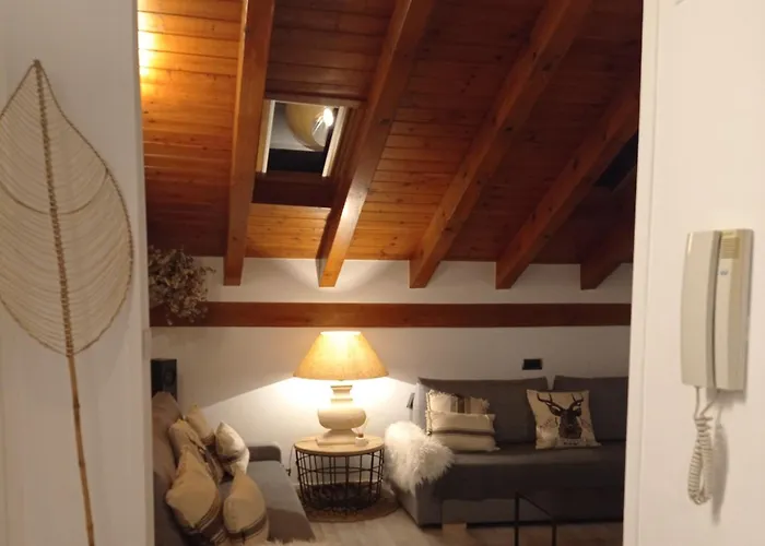 Lo Attic *