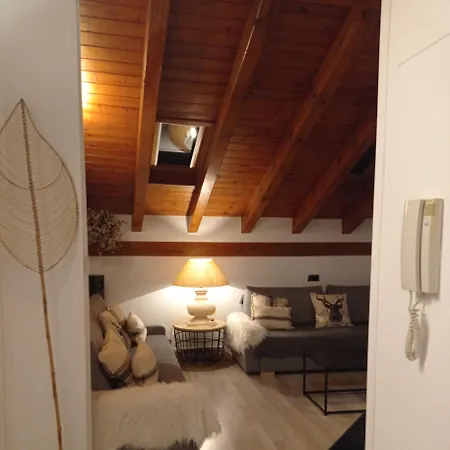Lo Attic *