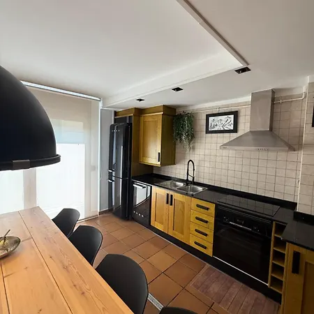 Lo Attic