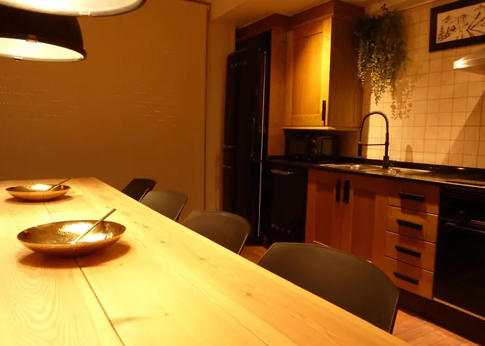 Lo Attic سورت