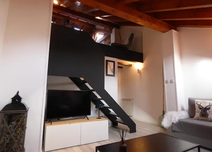 Lo Attic