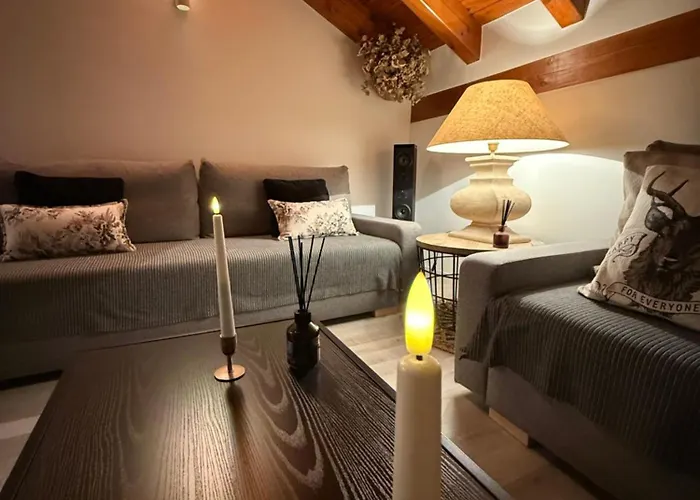 Lo Attic شقة *