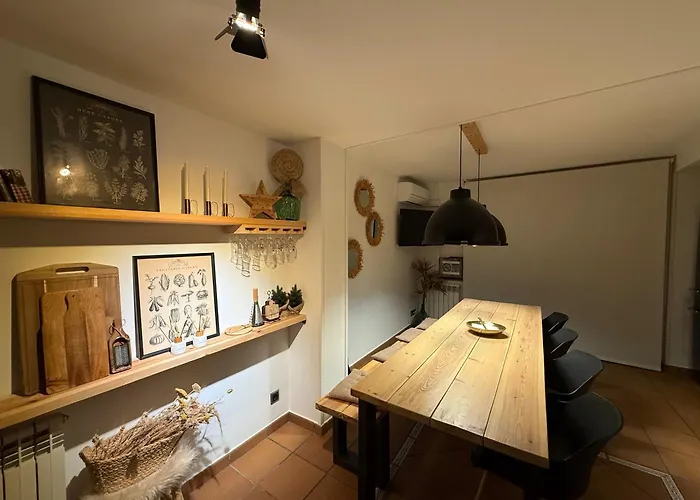 Lo Attic