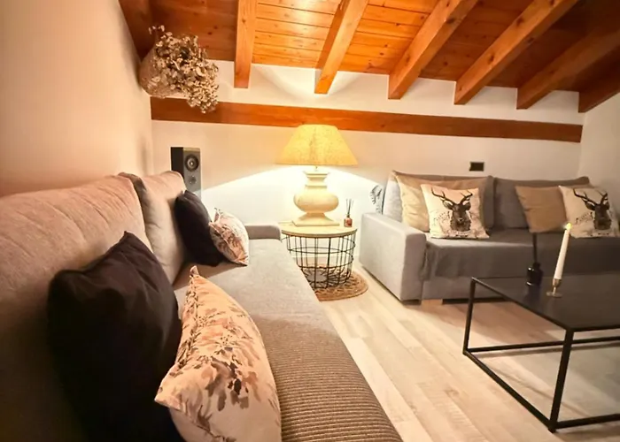 Lo Attic شقة
